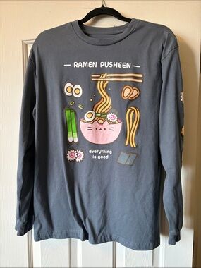 Pusheen Grey “Ramen Pusheen” long sleeve top size L